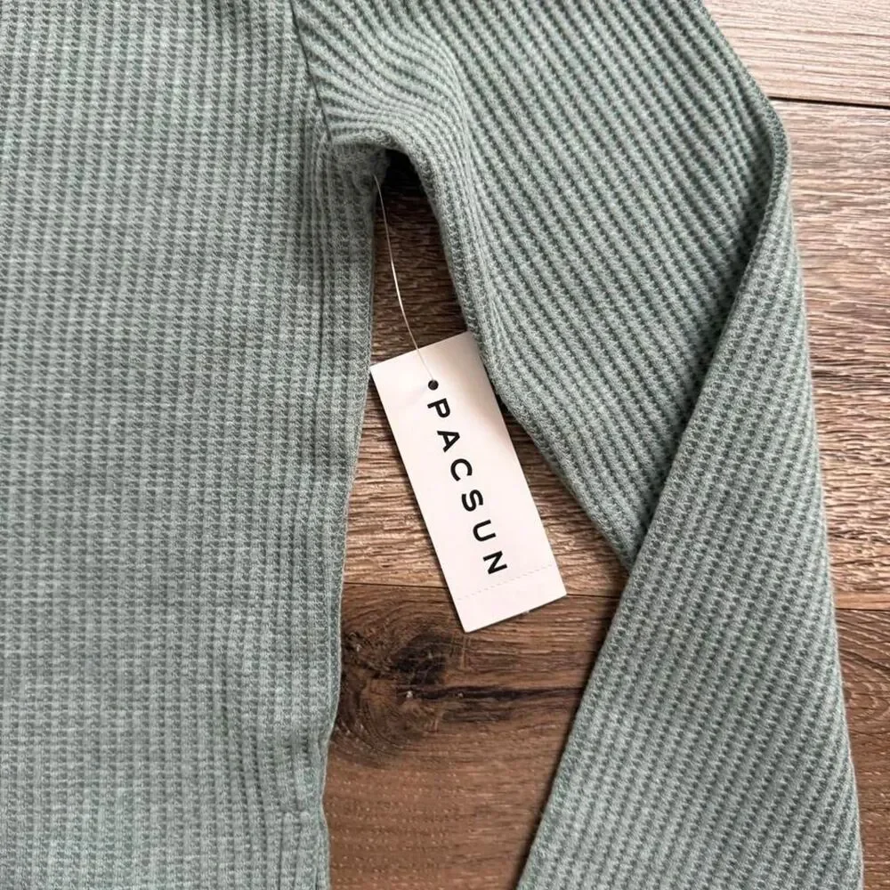 Pacsun Women's Green and Khaki Shirt - Picture 2 of 6